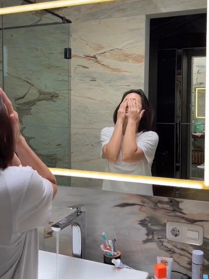 Rumah Pevita Pearce Rumah Pevita Pearce