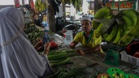 Pedagang dinilai semakin maju dengan penggunaan QRIS. ANTARA FOTO/Rony Muharrman