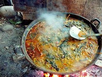 Eksotis! Soto Trites Khas Karo Dibuat dari Isi Perut Sapi