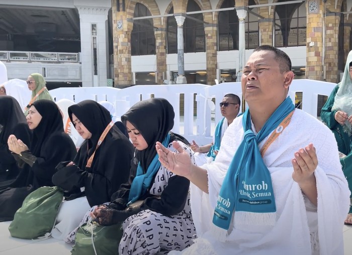 Umroh Daily Group