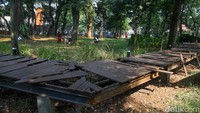 Tebet Eco Park saat ini dibuka untuk umum. Warga bisa memanfaatkan fasilitas lain di taman.  