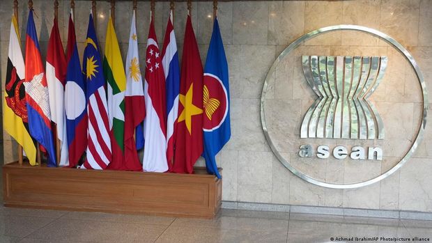 10 bendera negara anggota ASEAN