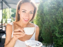 Minum Kopi Bisa Bikin Kamu Lebih Bahagia, Ini 3 Penyebabnya