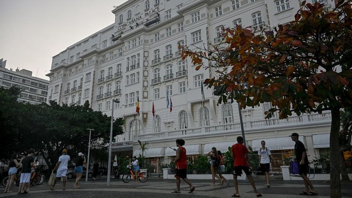 Hotel 100 Tahun di Brasil Ini Pernah Diinapi Putri Diana hingga Madonna Pemandangan umum Belmond Copacabana Palace Hotel di Pantai Copacabana, zona selatan Rio de Janeiro, Brasil.