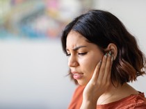 Telinga Sebelah Kiri Sering Berdenging, Pemicunya Apa Ya Dok?