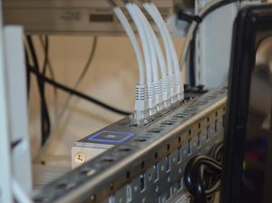 LAN Card: Pengertian, Fungsi, Jenis, dan Cara Kerja