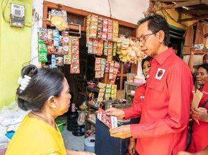 Kader PDIP Surabaya Kembali Blusukan Door to Door Kenalkan Ganjar Pranowo