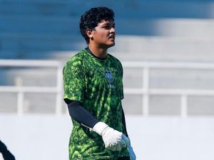 PSIS Semarang Panen Sanksi Komdis PSSI, Kiper Adi Satryo Didenda Rp 10 Juta