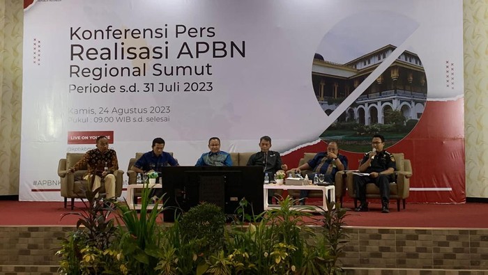 Konferensi Pers Realisasi APBN Regional Sumut
