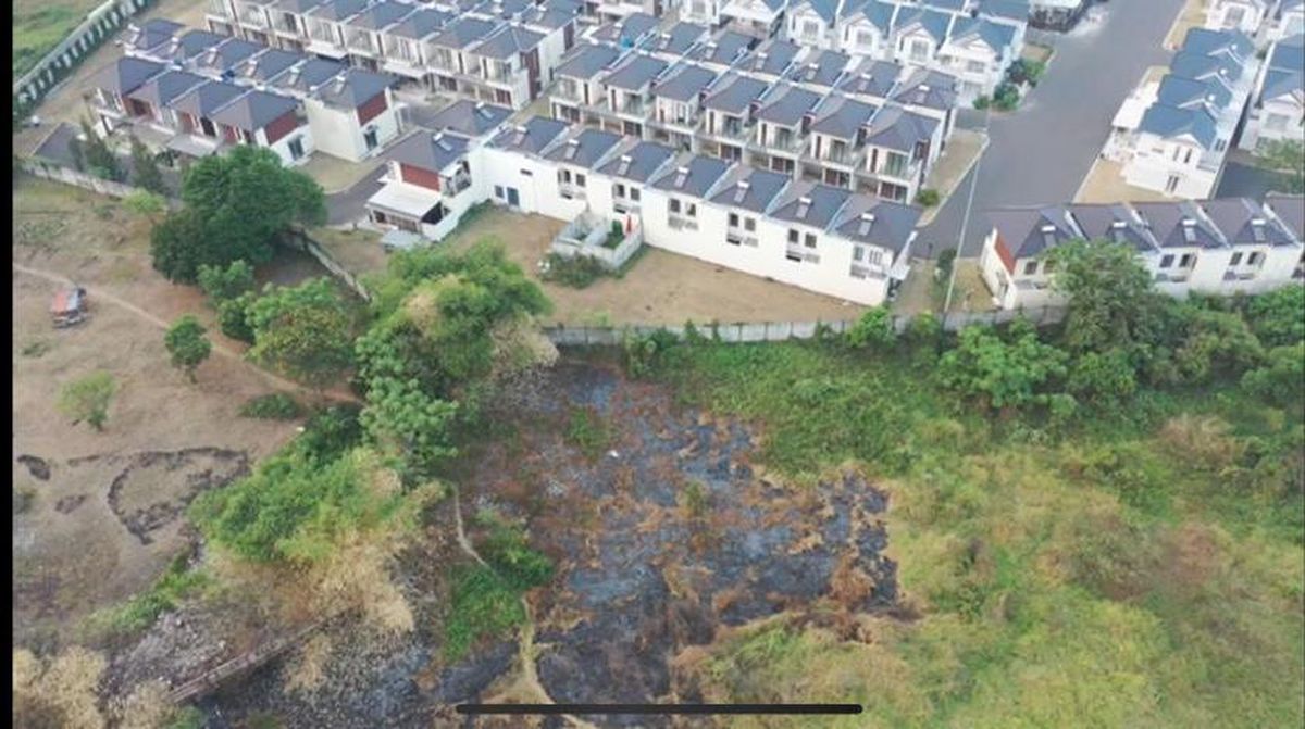 Perumahan di Tangerang Dikepung Asap Tebal, Warga: Banyak Balita Kena ISPA