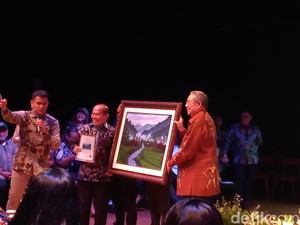 Lukisan Milik SBY Laku Rp 510 Juta, Dibeli Wakil Ketua MPR