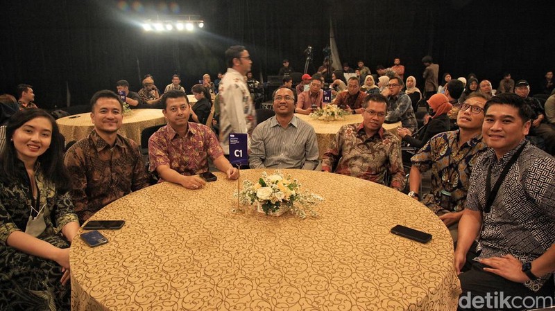 Sesi kedua detikcom Leaders Forum Arah Industri Telekomunikasi Indonesia digelar di Jakarta. Sesi ini bertema 'Challenges and Solutions for Improving Connectivity'.