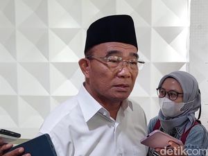 Ini Alasan Muhadjir Wacanakan Larangan Haji Lebih dari Sekali