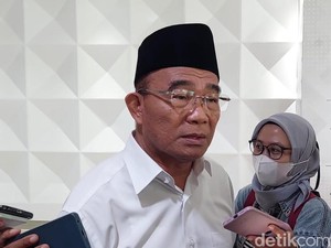 Ini Alasan Muhadjir Wacanakan Larangan Haji Lebih dari Sekali