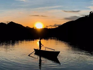 Desa Wisata Resun, Jelajah Mangrove Sambil Melihat Kunang-kunang