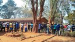 Pemilu di Tengah Kemiskinan, Warga Zimbabwe Antre di TPS