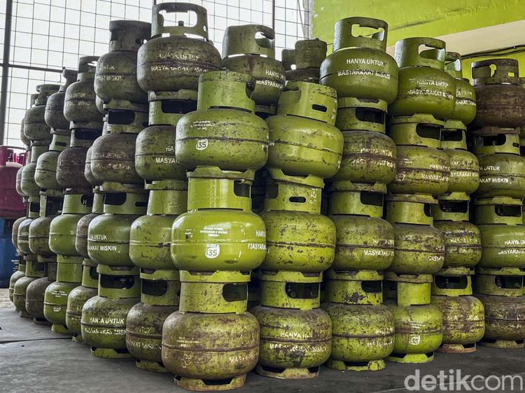 Perhatian! Mulai 1 Januari 2024 Beli LPG 3 Kg Wajib Bawa KTP