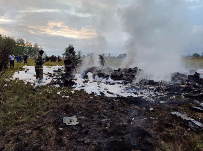 Police stand guard at a checkpoint on a road near the accident scene following the crash of a private jet linked to Wagner mercenary chief Yevgeny Prigozhin in the Tver region, Russia, August 24, 2023. REUTERS/Marina Lystseva