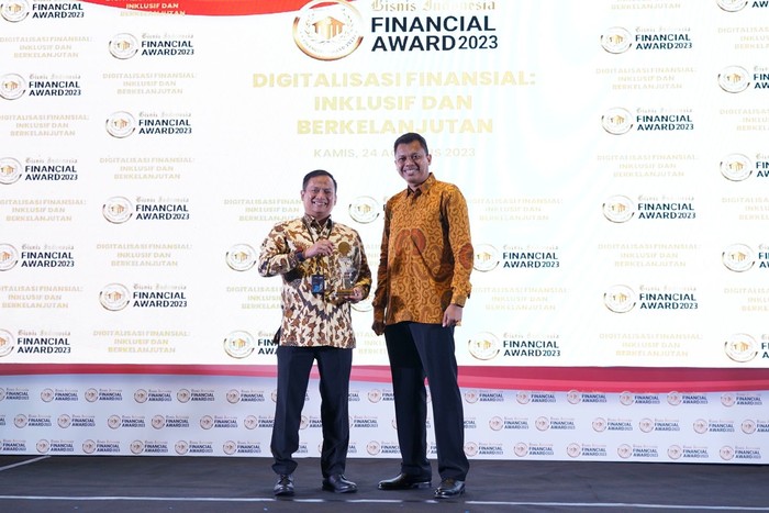 PNM Raih Penghargaan