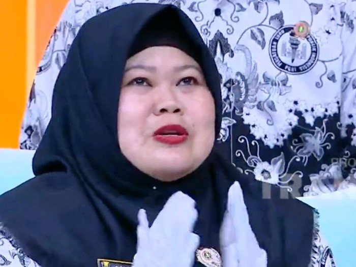 Risa Damayanti saat menghadiri acara Pagi Pagi Ambyar.
