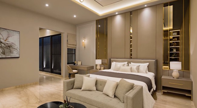 Kamar tidur menjadi salah satu tempat favorit Susi Susanti. “Dulu bawaannya pengin keluar rumah, sekarang malah makin betah di rumah,” kata ibu tiga anak itu yang kini fokus menggarap bisnis peralatan olahraga. (Foto: YouTube/DMC Architect & Interior Studio)