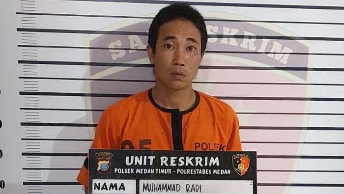 Seorang penjual ikan keliling menusuk keponakannya hingga tewas di Jalan Krakatau, Medan. (Foto: Dok Polsek Medan Timur)