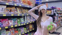 Karena terlalu banyak kritik, Shashaeile menutup kolom komentar di Instagram. Foto: Instagram Shashaeile