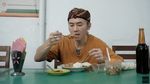 Tatangga! Rafael Tan Puas Kulineran Kue Tapel hingga Docang di Cirebon