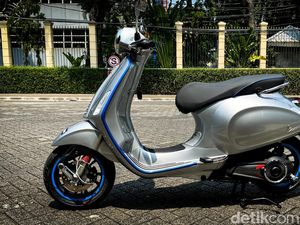 Pertama di Asia Pasifik, Ada Orang Indonesia yang Beli Vespa Elettrica Rp 198 Juta?