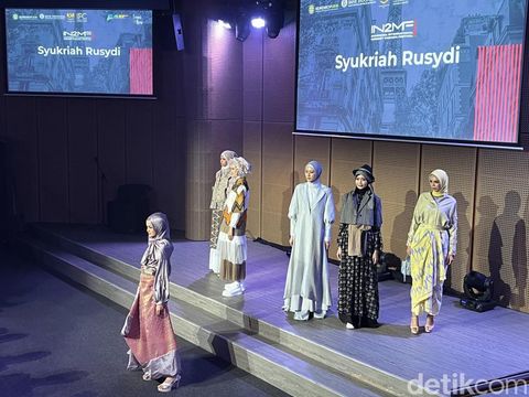 Trunk show koleksi Indonesia International Modest Festival (IN2Motion Fest) 2023, yang akan digelar di The Westin Hotel Vendome Paris pada 2 September 2023 mendatang.