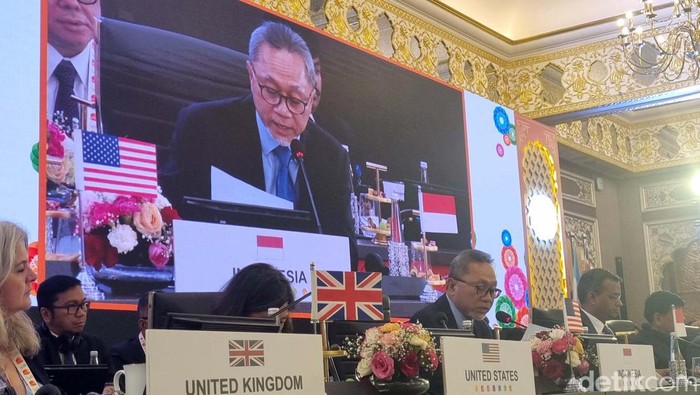 Menteri Perdagangan Zulkifli Hasan hadiri Trade and Investment Ministers Meeting (TIMM) G20 di Jaipur, India. Zulhas turut membawakan opening speech.