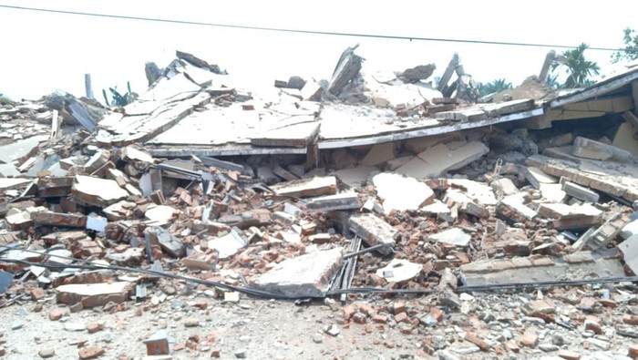 7 ruko roboh di Jalan Tanjung Pura, Keluargan Tandem Hulu Dua, Kecamatan Hamparan Perak, Deli Serdang. (Foto: Dok. BPBD Deli Serdang)