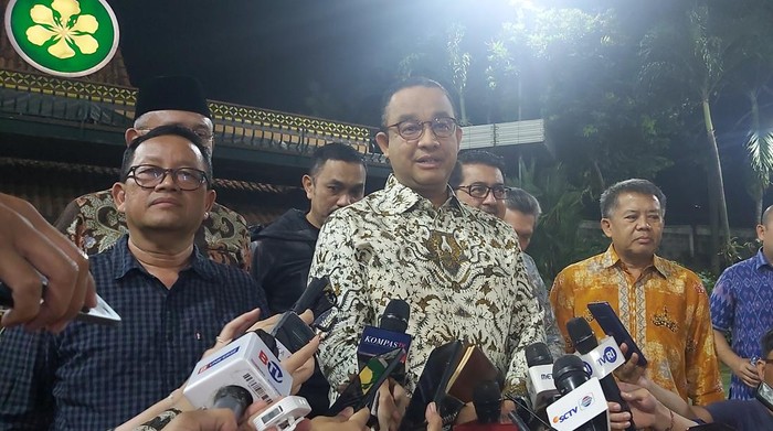 Bakal capres Koalisi Perubahan untuk Persatuan Anies Baswedan melakukan pertemuan dengan Ketua Majelis Tinggi Partai Demokrat Susilo Bambang Yudhoyono (SBY).