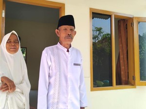 Senyum Pasangan Lansia Indramayu Kini Tempati Rumah yang Lebih Layak