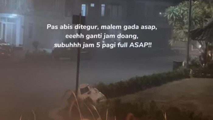 Asap pekat kepung perumahan warga di Tangerang/Instagram wulanwu Asap pekat kepung perumahan warga di Tangerang/Instagram wulanwu
