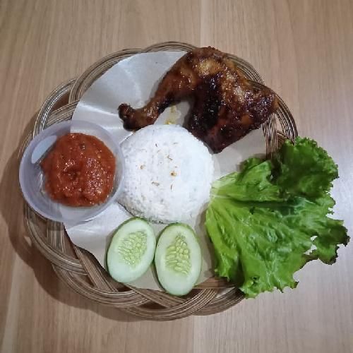 Ayam bakar bumbu rujak