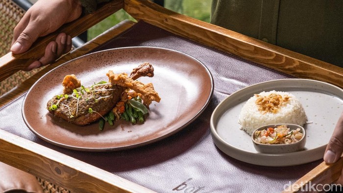 Di SCBD Ada Restoran Asri yang Tawarkan Menu Asia Mewah