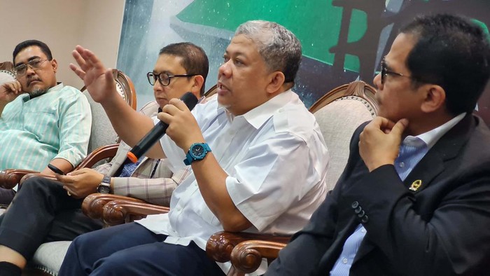 Diskusi Peran DPR Mengawal Demokrasi Menuju Indonesia Maju Diskusi ini membahas peran DPR Mengawal Demokrasi Menuju Indonesia Maju digelar di Gedung DPR RI, Jakarta. Begini jalannya diskusi tersebut.