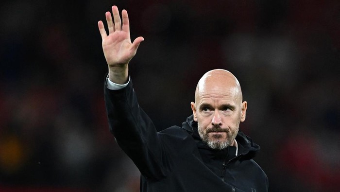 Soccer Football - Premier League - Manchester United v Wolverhampton Wanderers - Old Trafford, Manchester, Britain - August 14, 2023 Manchester United manager Erik ten Hag celebrates after the match REUTERS/Dylan Martinez EDITORIAL USE ONLY. No use with unauthorized audio, video, data, fixture lists, club/league logos or live services. Online in-match use limited to 75 images, no video emulation. No use in betting, games or single club /league/player publications.  Please contact your account representative for further details.