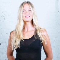 Berdasarkan laporan, Erin Heatherton pernah hanya punya saldo di rekeningnya hanya $ 919 atau Rp 14 jutaan pada 2019. Ketika itu, pendapatannya berkisar $ 2.820 (Rp 43 jutaan). Erin pun mendapatkan bantuan setiap bulan dari keluarga dan teman sebanyak $ 221 (Rp 3,8 jutaan). Sedangkan per bulannya pengeluarannya mencapai $1.000 (Rp 15 jutaan). Foto: Instagram Erin Heatherton