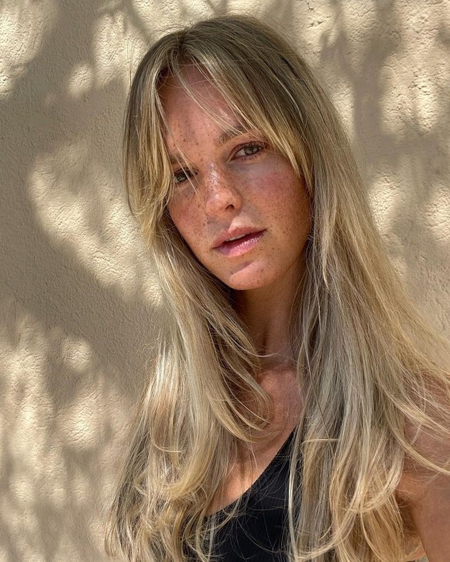 Erin Heatherton mengakui dirinya bangkrut pada 2019. Dilansir People, ketika itu ia tidak bisa membayarkan utang total $ 215.601,49 (Rp 3,2 miliaran) untuk tiga kartu kredit. Wanita 34 tahun itu juga mengambil kredit senilai $ 201.000 atau Rp 3 miliaran dari bank City National untuk menebusnya tapi pada akhirnya kesulitan untuk membayarkan. Foto: Instagram Erin Heatherton