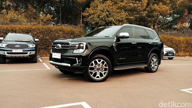 Ford Everest.