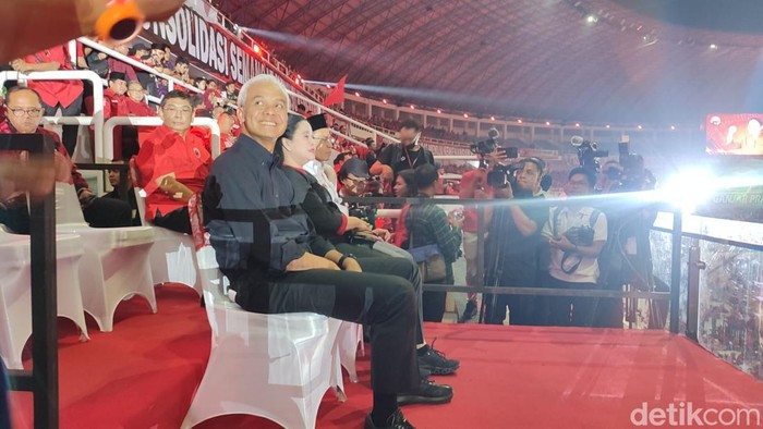 Ganjar Pranowo di lokasi apel pemenangan PDIP di Stadion Jatidiri, Semarang, Jumat (25/8/2023).