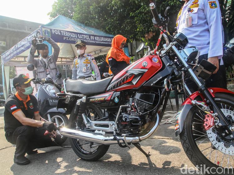 Ingat! Hari Ini Berlaku Uji Coba Tilang Emisi di Jakarta