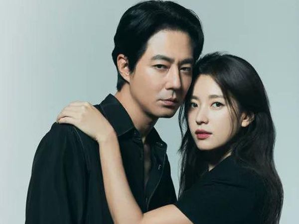 7 Potret Jo In Sung & Han Hyo Joo yang Bikin Fans Drakor Moving Baper