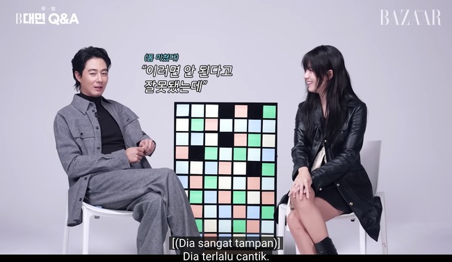 Dalam video wawancara yang diunggah Harper’s Bazaar Korea, Jo In Sung tak henti-hentinya memuji kecantikan Han Hyo Joo. Menurutnya dia terlahir menjadi seorang aktris karena berparas cantik.Foto: Instagram