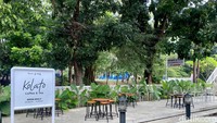 Kolato Coffee & Tea ini lokasinya di dalam perumahan. Tepatnya dekat dengan Taman Heulang. Meski begitu kafe ini jadi tempat nongkrong hits anak sekolahan. Foto: detikcom/Riska Fitria
