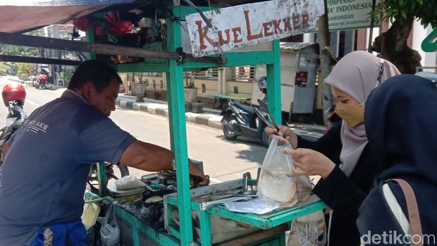 Kue lekker Masnan di Lamongan