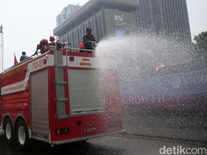 Belajar dari China, Semprot Air ke Jalanan Malah Bikin Polusi Parah