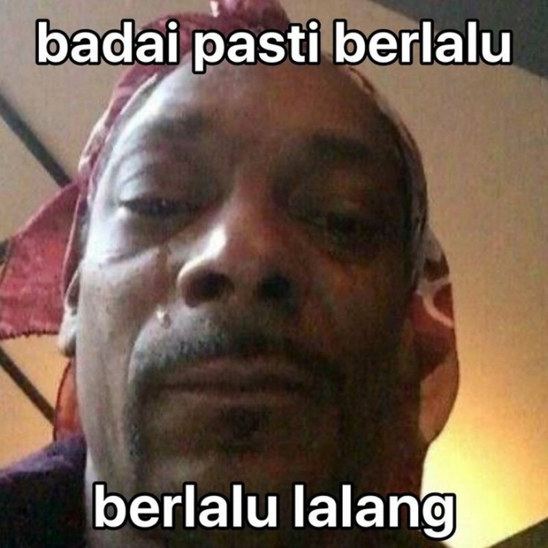 Namanya juga hidup, kadang di atas, kadang di bawah. Buat yang lagi sedih, jangan menyerah dan tetap semangat, ya!